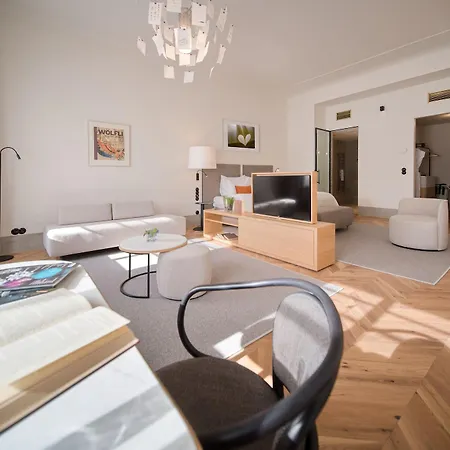 Boutique Bookquet 5*