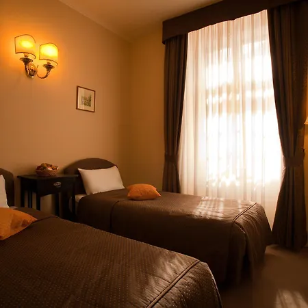 Hotel Leonardo