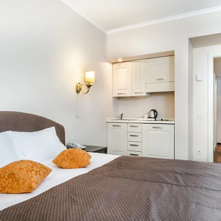 Otel Bookquet 5*