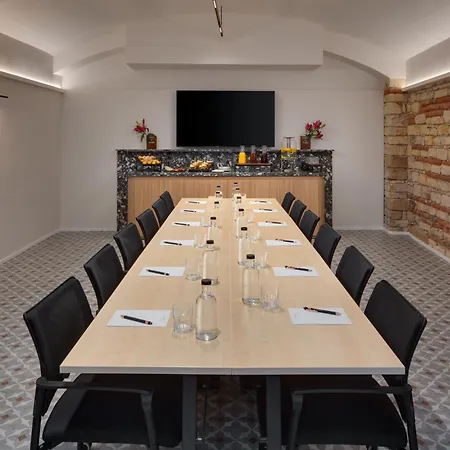 Bookquet 5* Prague