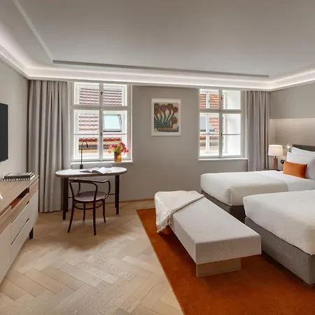 Hotel Bookquet
