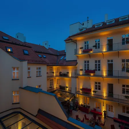 Otel Bookquet