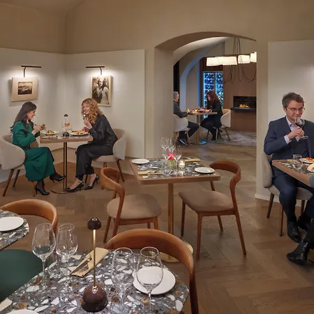 Boutique Bookquet 5*