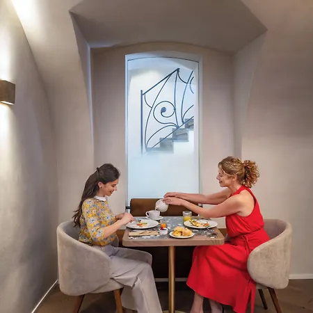 Boutique Bookquet Hotel