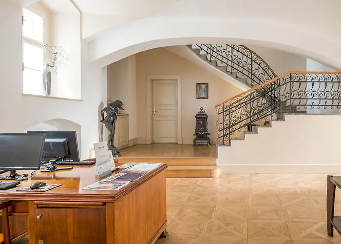 Bookquet Hotel Prague