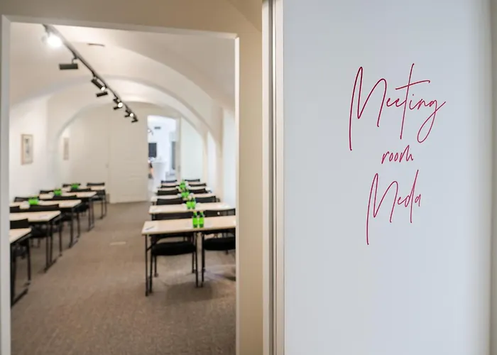 Bookquet Hotel Prague